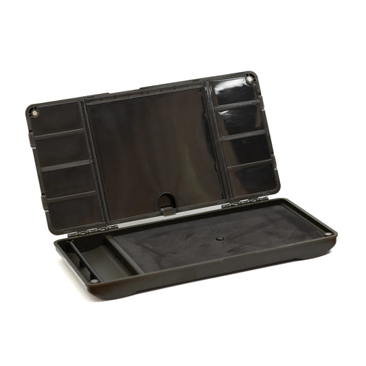 Monster Carp Tacklebox w/rig compartment